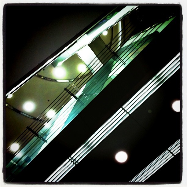 大阪タカシマヤのエスカレーター