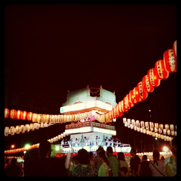 中央区盆踊りの櫓