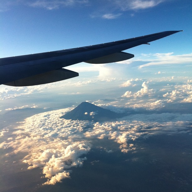 帰阪フライト中に見えた富士山