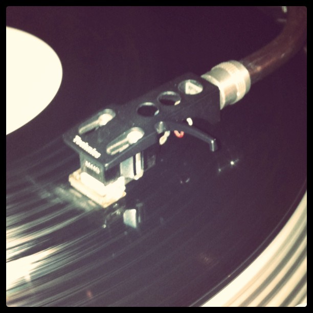 ターンテーブル